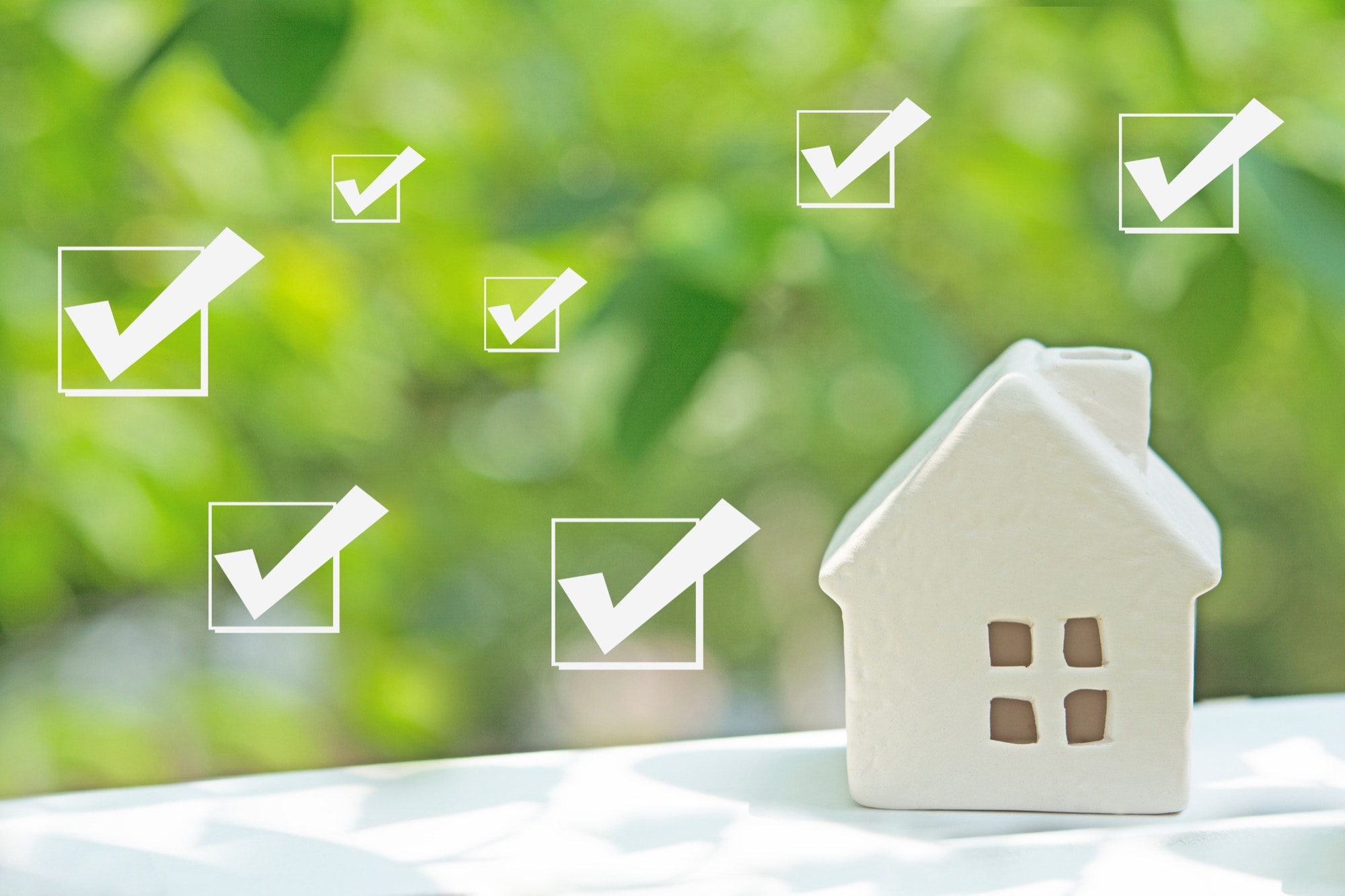 家づくりで抑えるべきチェックリストを表すイラスト